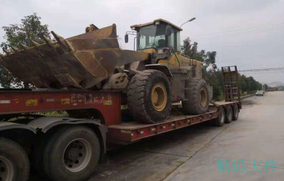 挖掘機（jī）運輸車