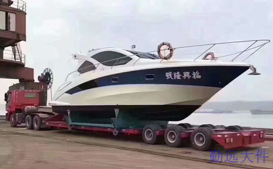 挖掘機運輸車