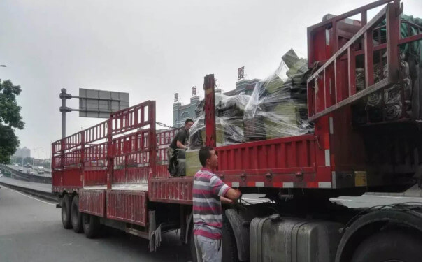 黔西南物流公司運輸車