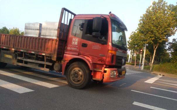 橫山物流公司運輸車